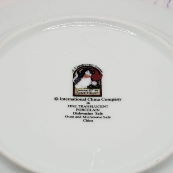 A Christmas Story International China Co Susan Winget Santa's Sleigh Plate - Picture 7 of 7
